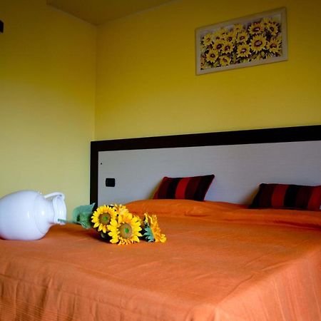 גובונה Agriturismo Monbertola מראה חיצוני תמונה